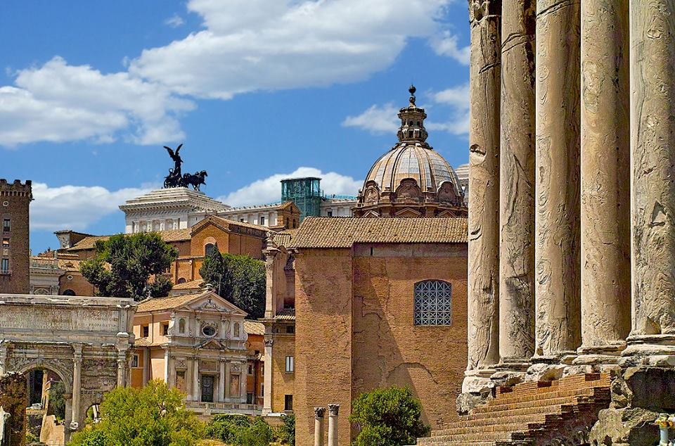 Римски Форум. Вид с Капитолийского холма в Риме.